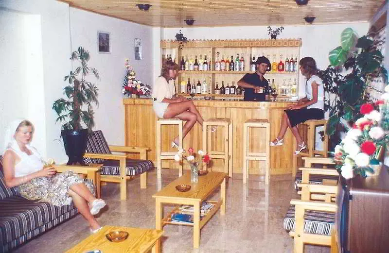 Aparthotel Eleonora Hotel Apartments Larnaca