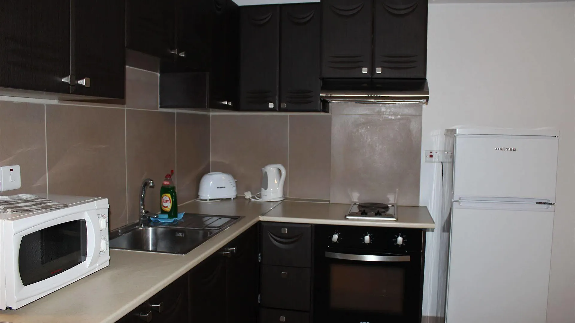 Eleonora Hotel Apartments Larnaca Cyprus