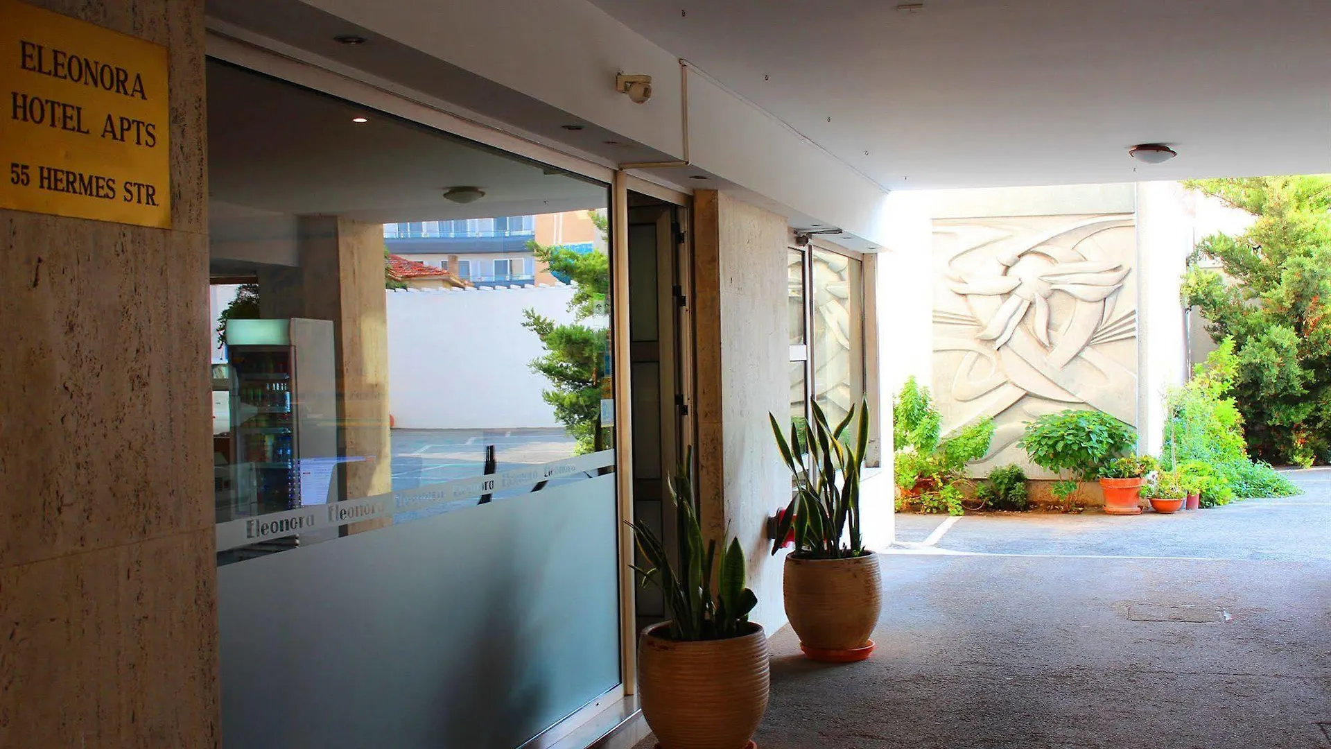 Eleonora Hotel Apartments Larnaca Aparthotel